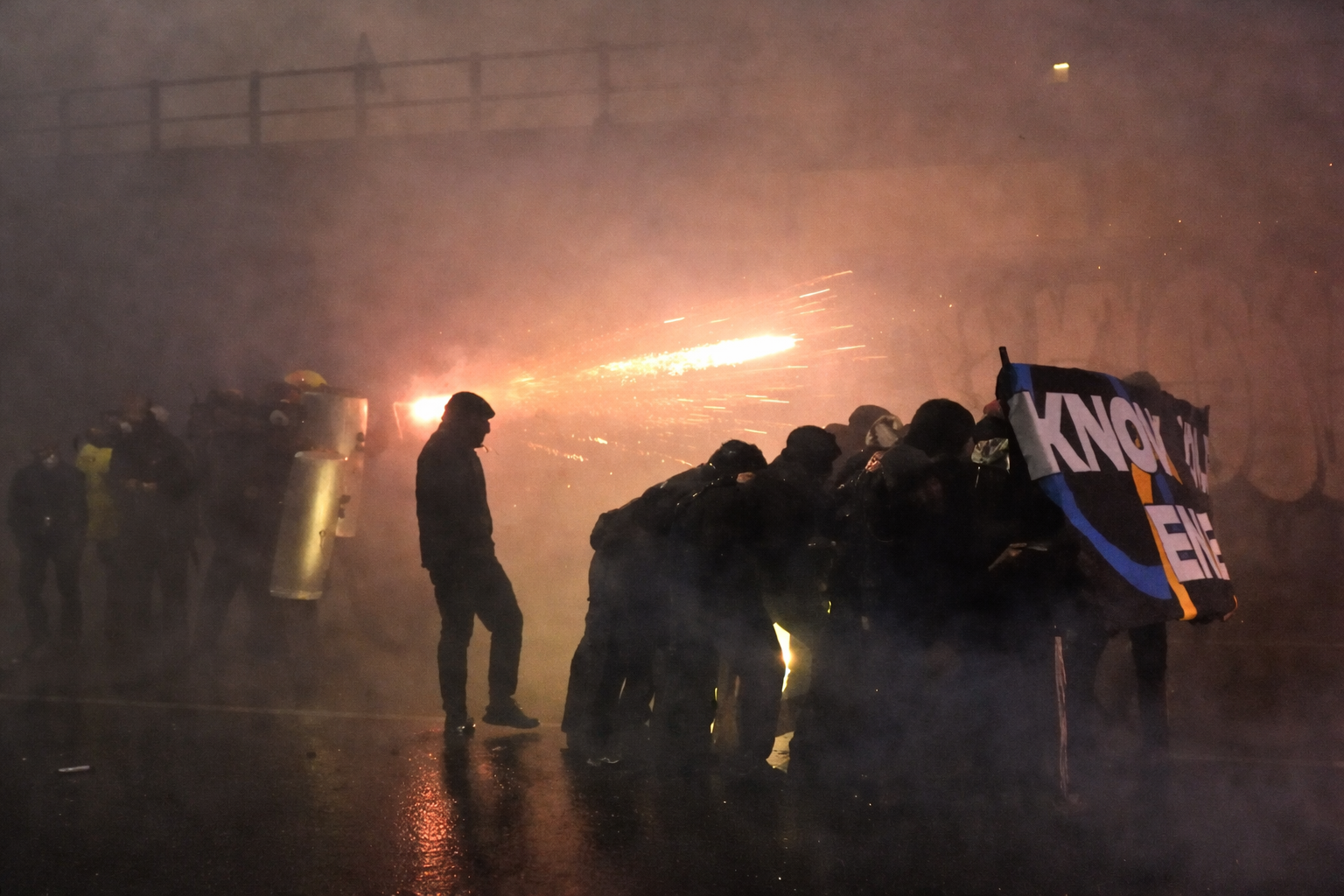 Tensions à Milan : des manifestations contre les JO d’hiver 2026 dégénèrent